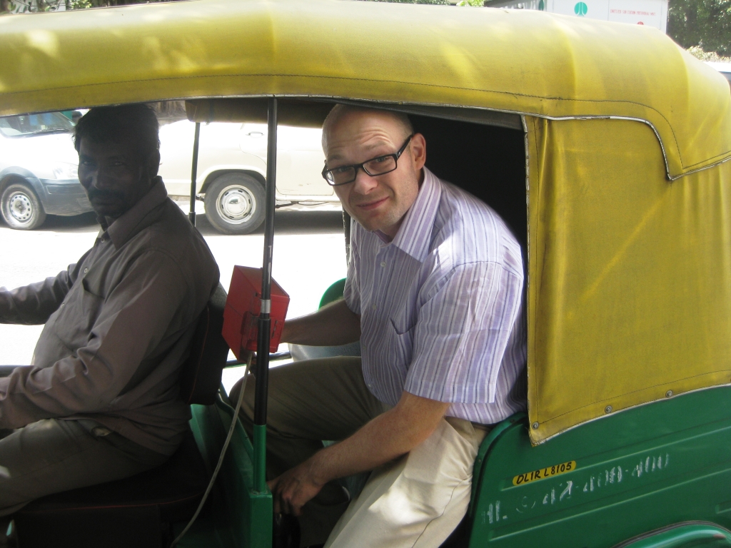 Anders Staffe i taxi, stor