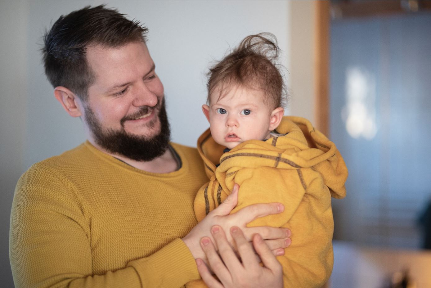 Bjarni Þór Guðmundsson med dottern Sara Maídís.