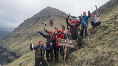 Dugnadsfolk, Færøyene. Foto: Visit Faroe Islands